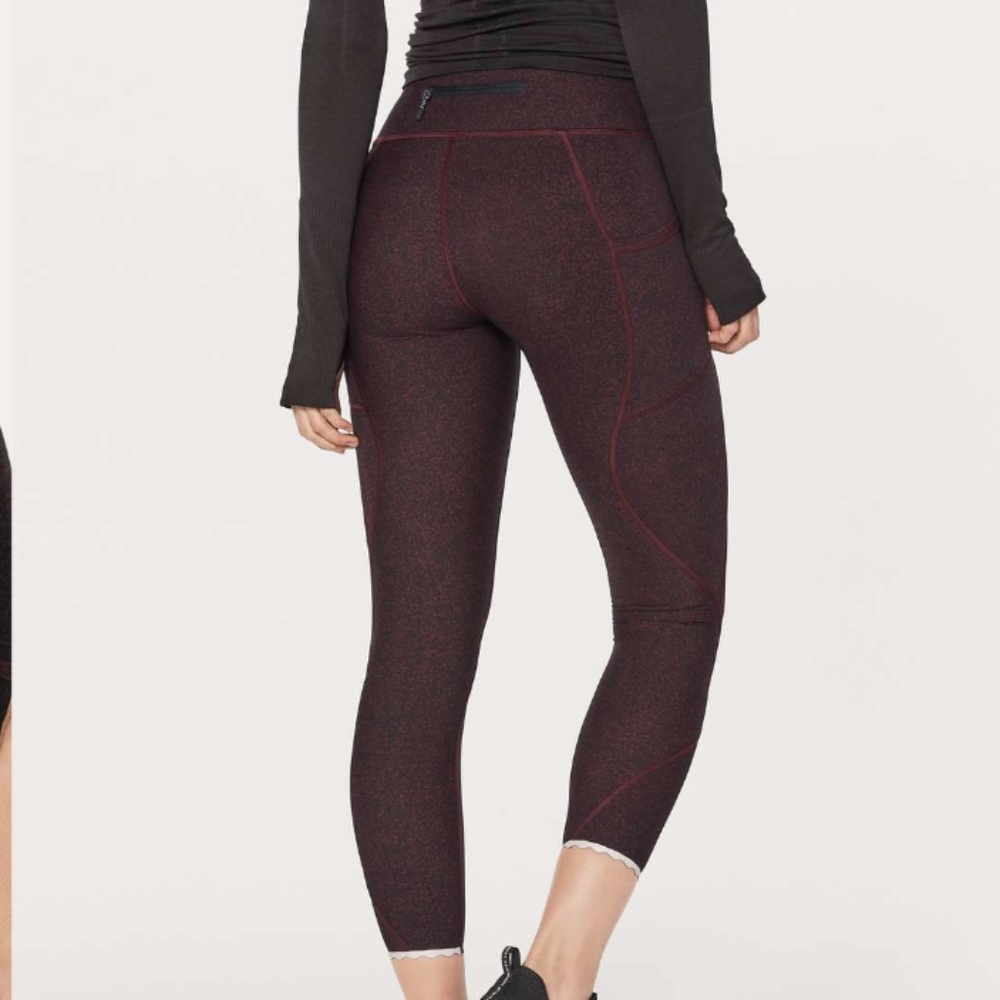 Lululemon Tight Stuff Tight II (25") Granulite Garnet Black
